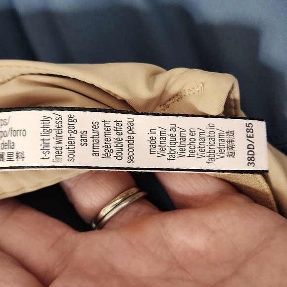 Victoria Secret Lightly Lined Wireless T Shirt Bra - Picture 7 of 7